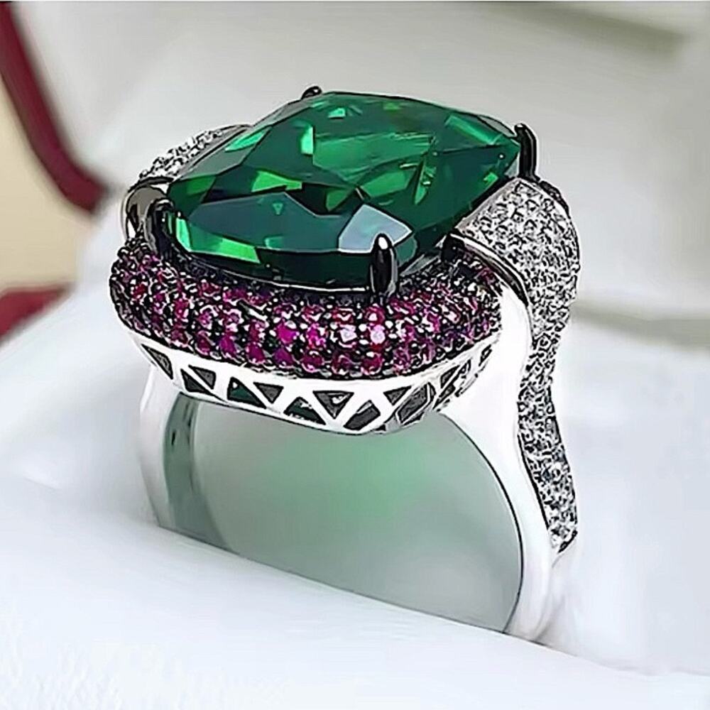 Emerald Green Statement Ring with Pink Halo - Picture 5 of 9